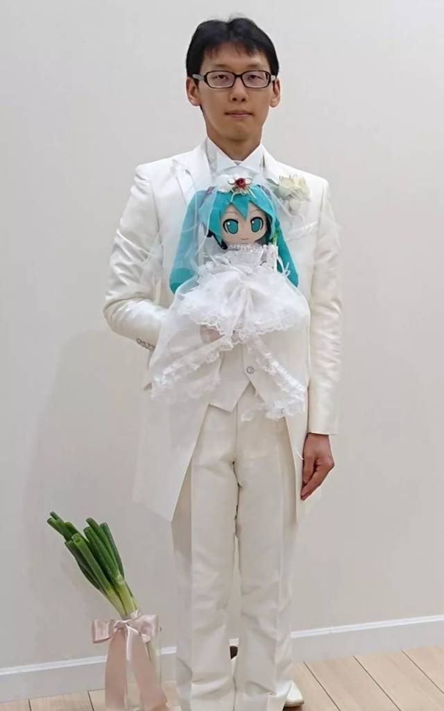 公鸡打鸣,母鸡下蛋